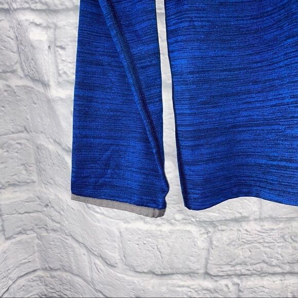 Tek gear dry gear drifit Longsleeve Crewneck shirts boys blue& black sz L 14/16 - Picture 2 of 5